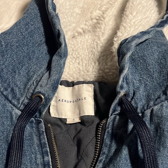 Size Small Jean Coat with fur lined hoodie - Picture 2 of 2